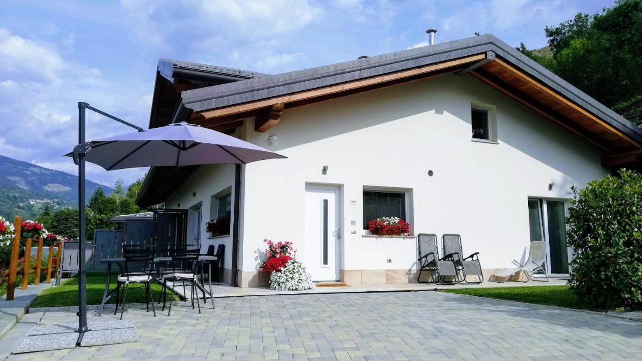 A&G Apartment Aosta - Elegante Casa 100 Mq Su Due Piani Con Wi-Fi-Giardino-Parcheggio Exterior foto